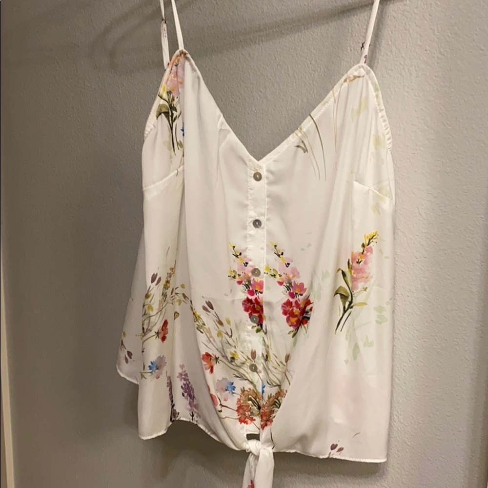 Willow & Clay Floral Tie Front Tank Top L